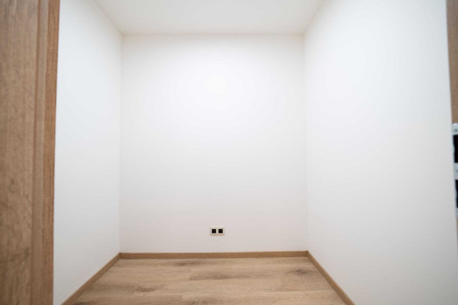 Predaj bytu 3-izbový 60 m², Partyzánská, Plzeň, Plzeňský kraj Predaj bytu 3-izbový 60 m², Partyzánská, Plzeň, Plzeňský kraj