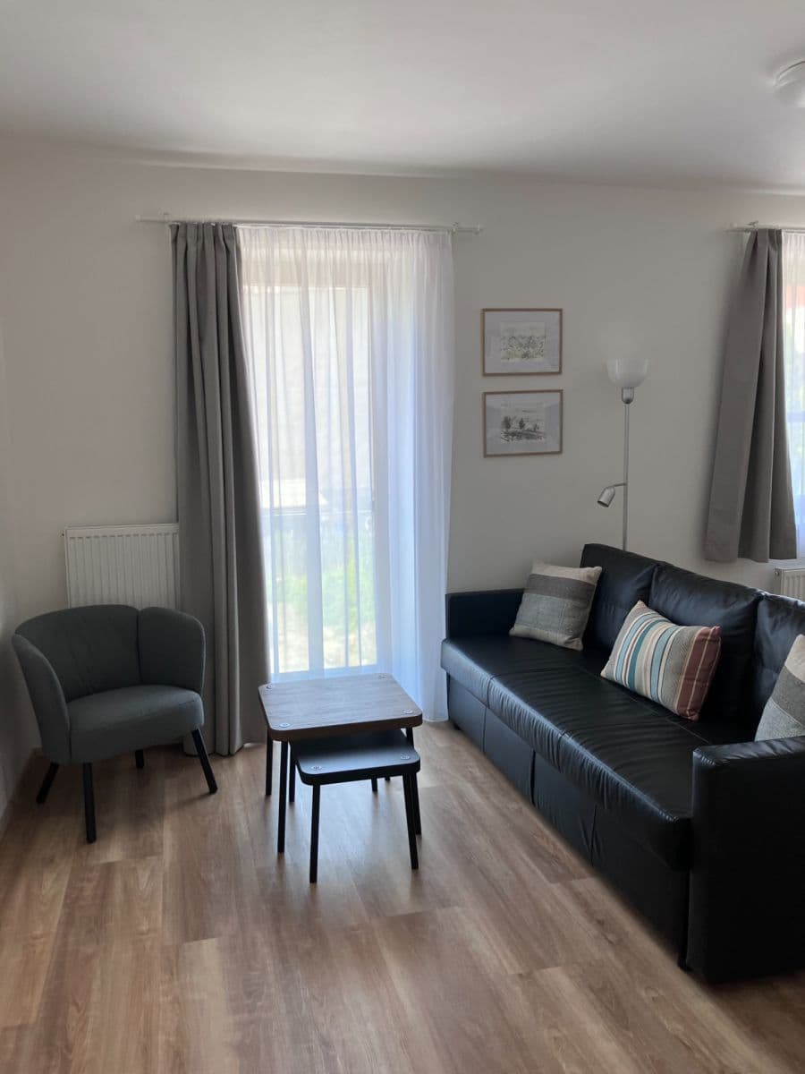 Prenájom bytu 2-izbový 49 m², Labská, Vrchlabí, Královéhradecký kraj Prenájom bytu 2-izbový 49 m², Labská, Vrchlabí, Královéhradecký kraj