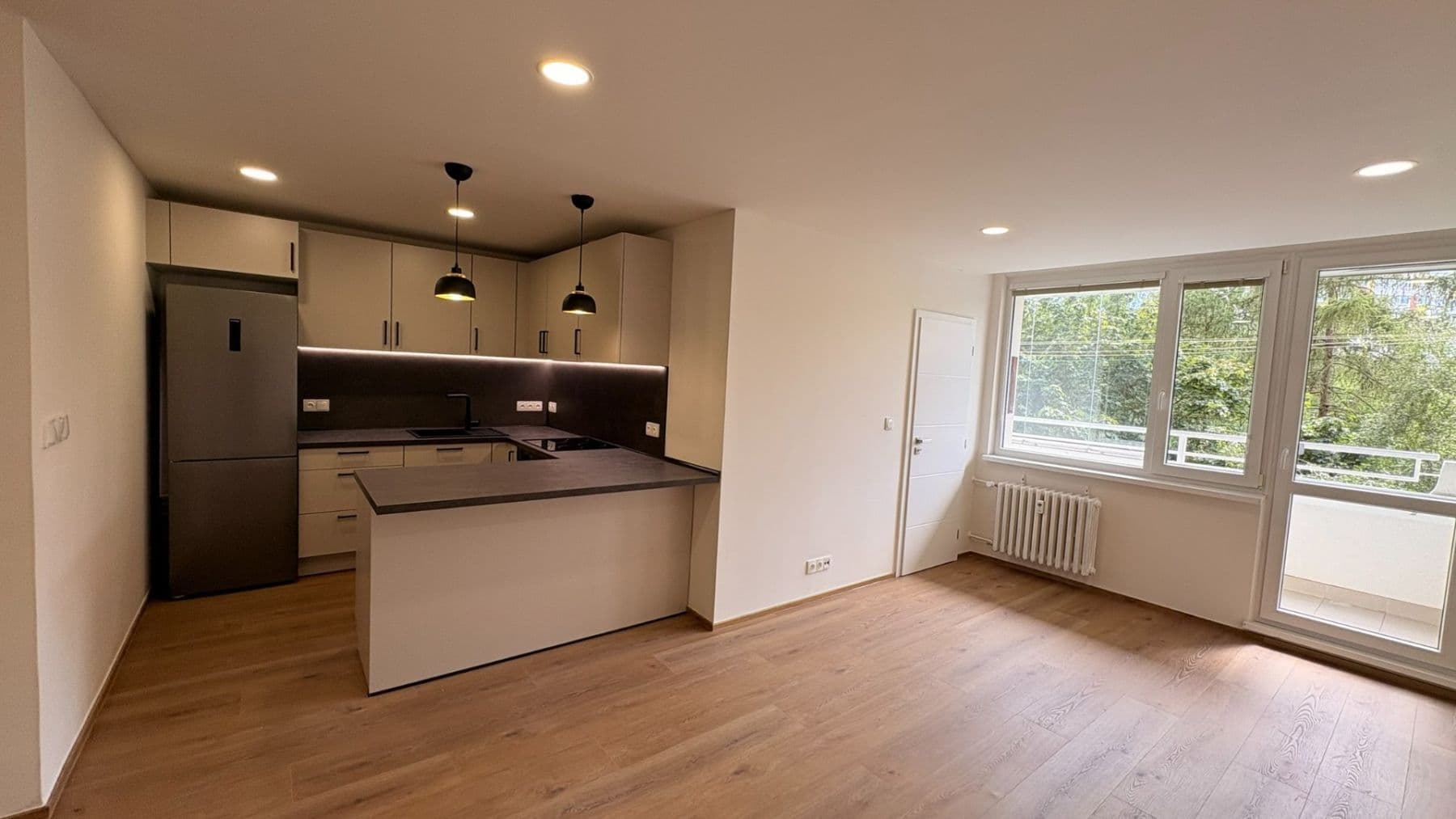 Prenájom bytu 2-izbový 48 m², Brdičkova, Praha, Praha Prenájom bytu 2-izbový 48 m², Brdičkova, Praha, Praha