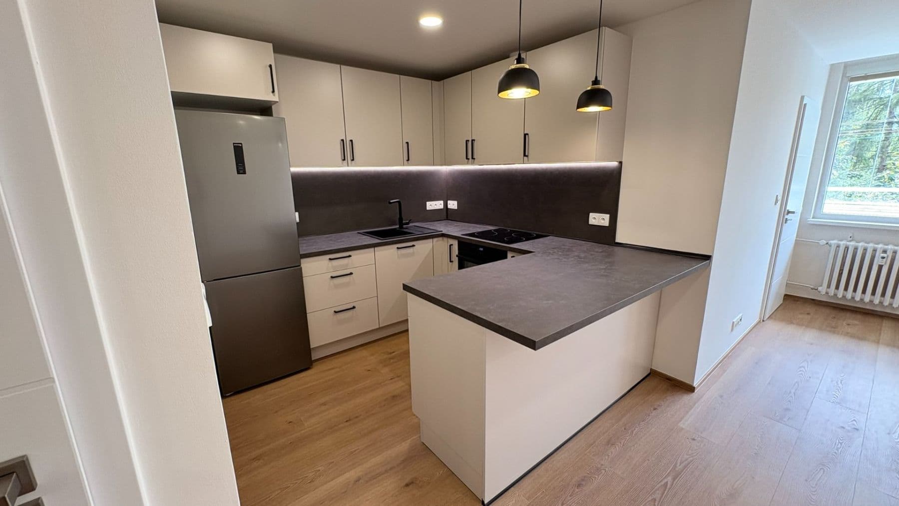 Prenájom bytu 2-izbový 48 m², Brdičkova, Praha, Praha Prenájom bytu 2-izbový 48 m², Brdičkova, Praha, Praha