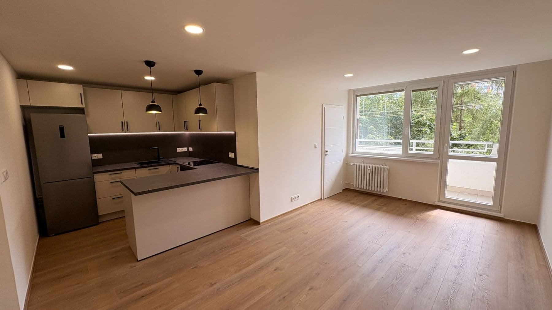 Prenájom bytu 2-izbový 48 m², Brdičkova, Praha, Praha Prenájom bytu 2-izbový 48 m², Brdičkova, Praha, Praha