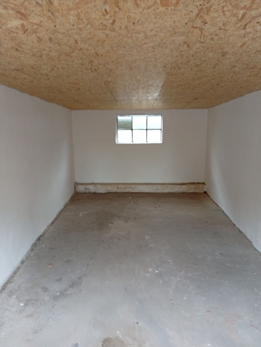 Predaj garáže 18 m², Kolín, Středočeský kraj Predaj garáže 18 m², Kolín, Středočeský kraj