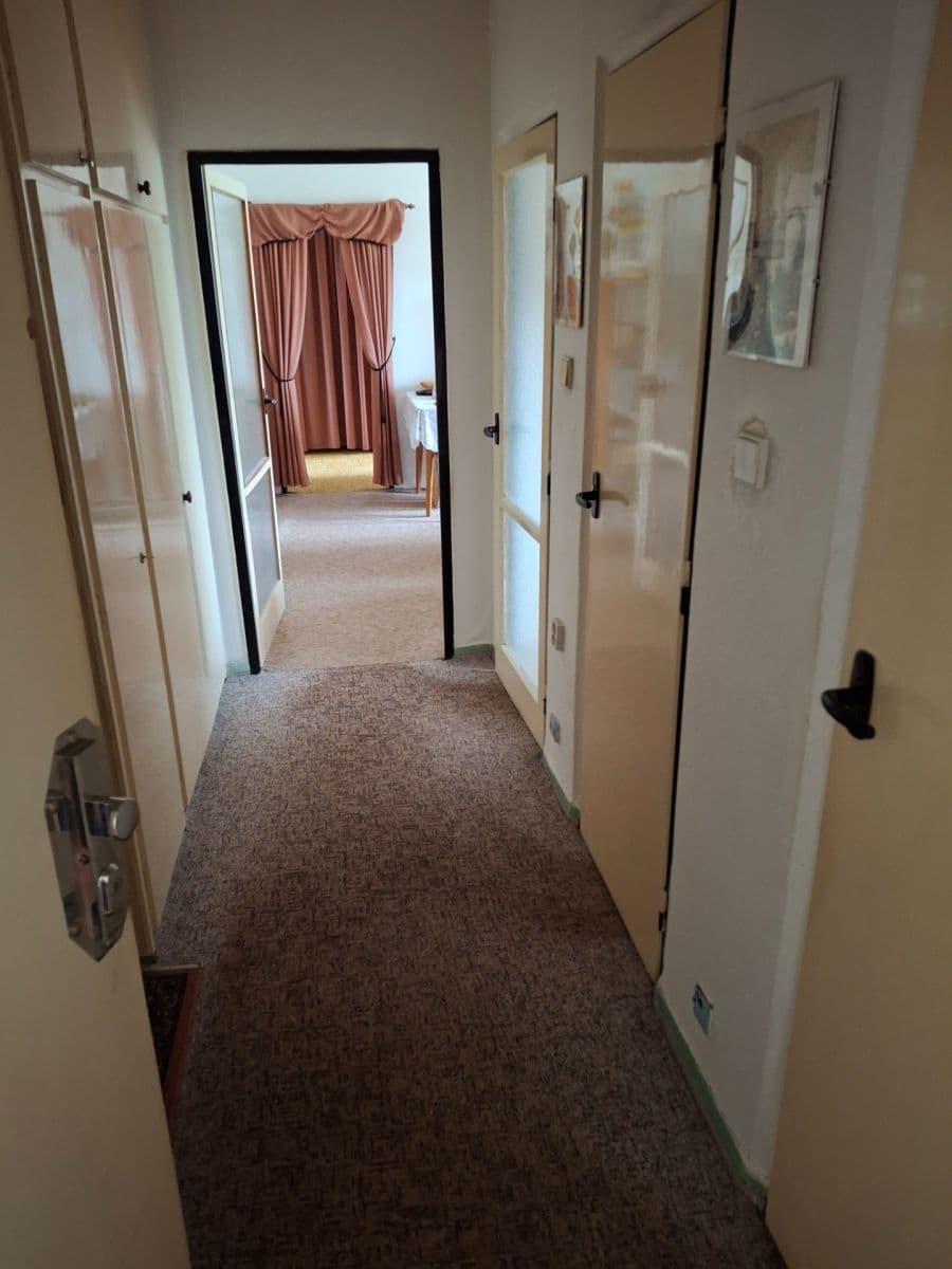 Predaj bytu 3-izbový 74 m², Dukelská, Uničov, Olomoucký kraj Predaj bytu 3-izbový 74 m², Dukelská, Uničov, Olomoucký kraj