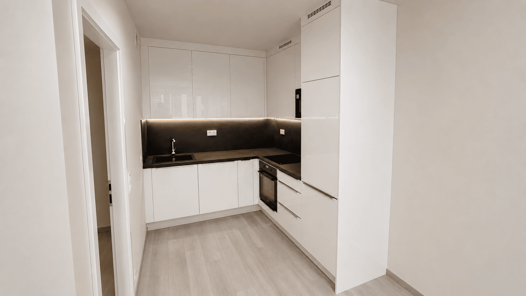 Prenájom bytu 2-izbový 50 m², Komárkova, Praha, Praha Prenájom bytu 2-izbový 50 m², Komárkova, Praha, Praha