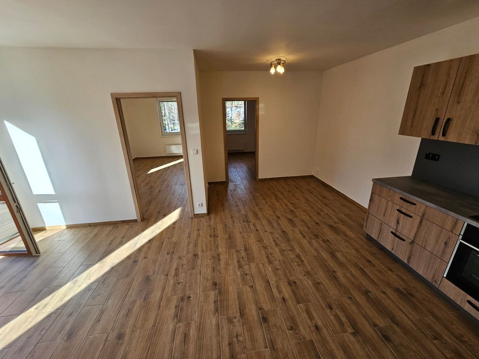 Prenájom bytu 3-izbový 73 m², Pod Borným, Doksy, Liberecký kraj Prenájom bytu 3-izbový 73 m², Pod Borným, Doksy, Liberecký kraj