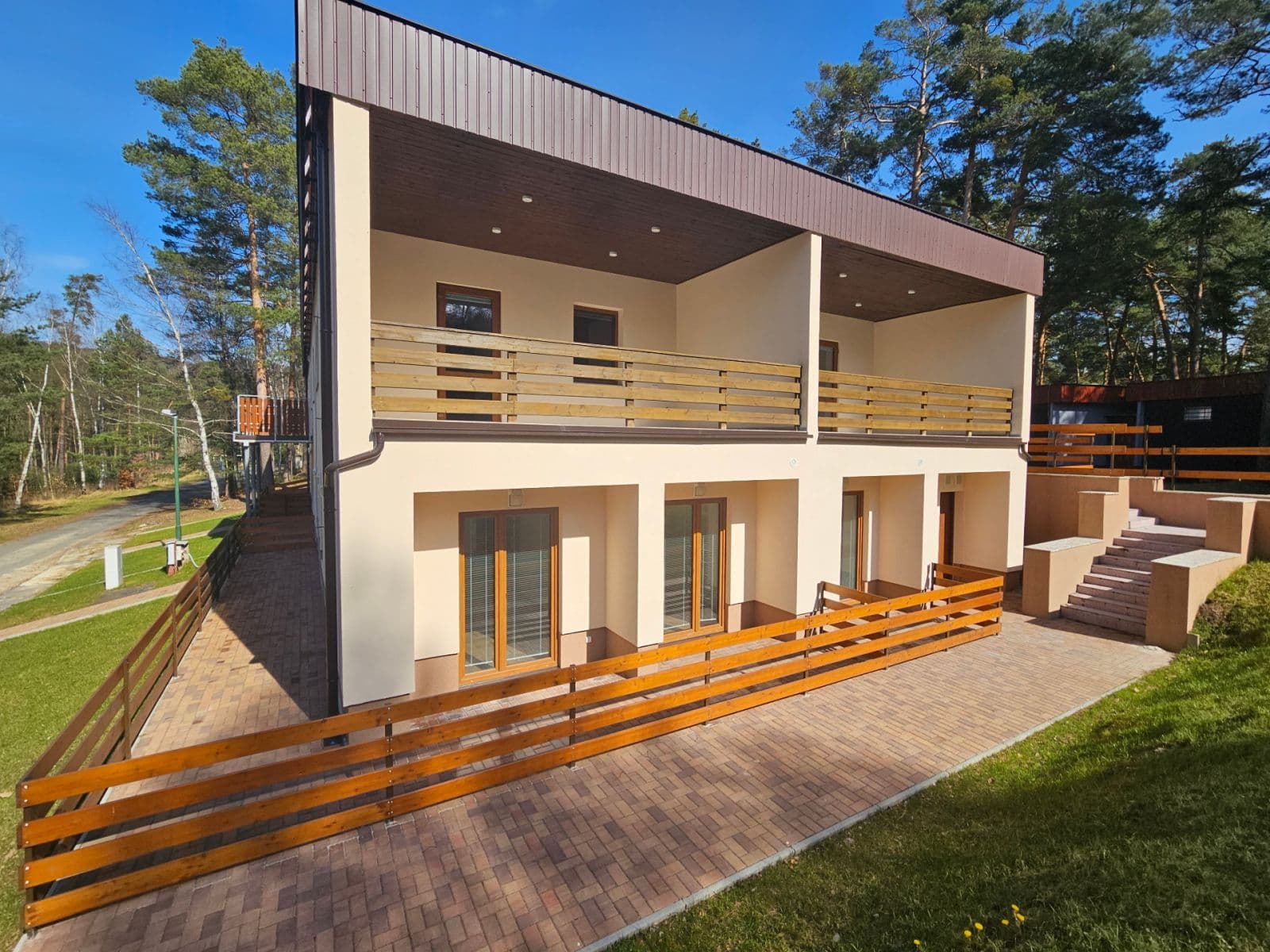 Prenájom bytu 3-izbový 73 m², Pod Borným, Doksy, Liberecký kraj Prenájom bytu 3-izbový 73 m², Pod Borným, Doksy, Liberecký kraj