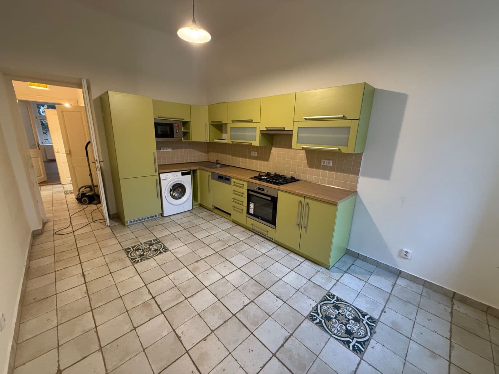 Prenájom bytu 1-izbový 50 m², Čechova, Praha, Praha Prenájom bytu 1-izbový 50 m², Čechova, Praha, Praha