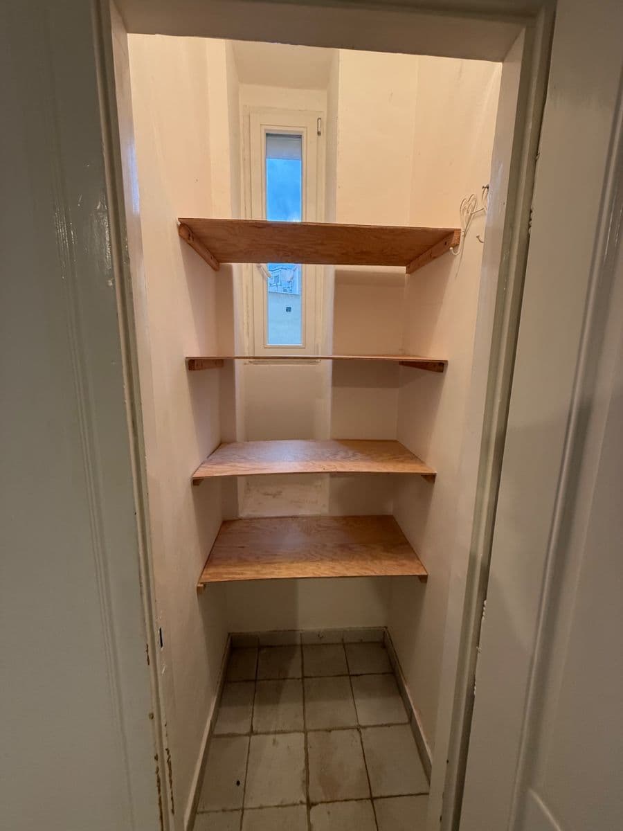 Prenájom bytu 1-izbový 50 m², Čechova, Praha, Praha Prenájom bytu 1-izbový 50 m², Čechova, Praha, Praha