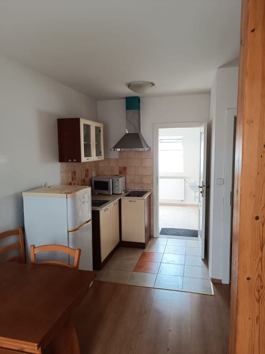 Prenájom bytu 1-izbový 25 m², Kašpara Malého, Bechyně, Jihočeský kraj Prenájom bytu 1-izbový 25 m², Kašpara Malého, Bechyně, Jihočeský kraj