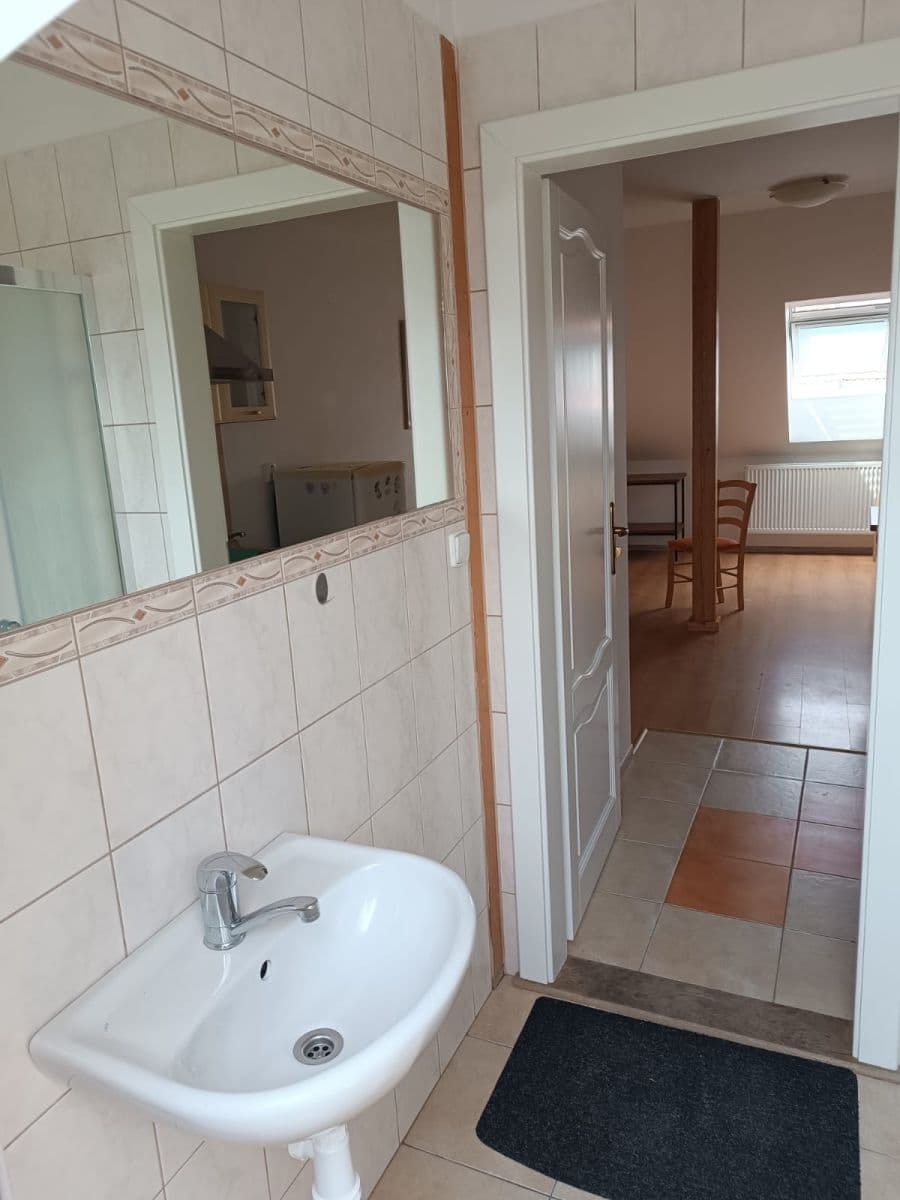Prenájom bytu 1-izbový 25 m², Kašpara Malého, Bechyně, Jihočeský kraj Prenájom bytu 1-izbový 25 m², Kašpara Malého, Bechyně, Jihočeský kraj