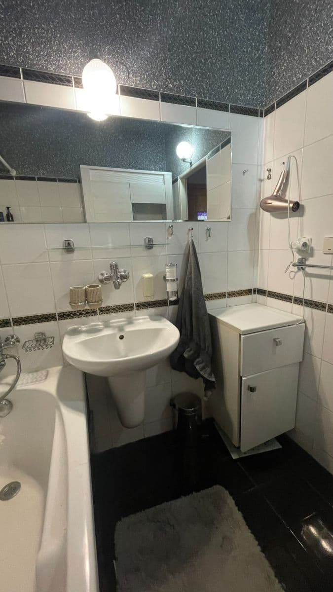Predaj bytu 4-izbový 94 m², Uherská, Praha, Praha Predaj bytu 4-izbový 94 m², Uherská, Praha, Praha