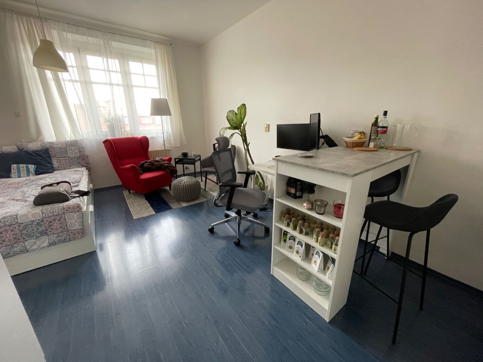Prenájom bytu 1-izbový 29 m², Šmilovského, Praha, Praha Prenájom bytu 1-izbový 29 m², Šmilovského, Praha, Praha