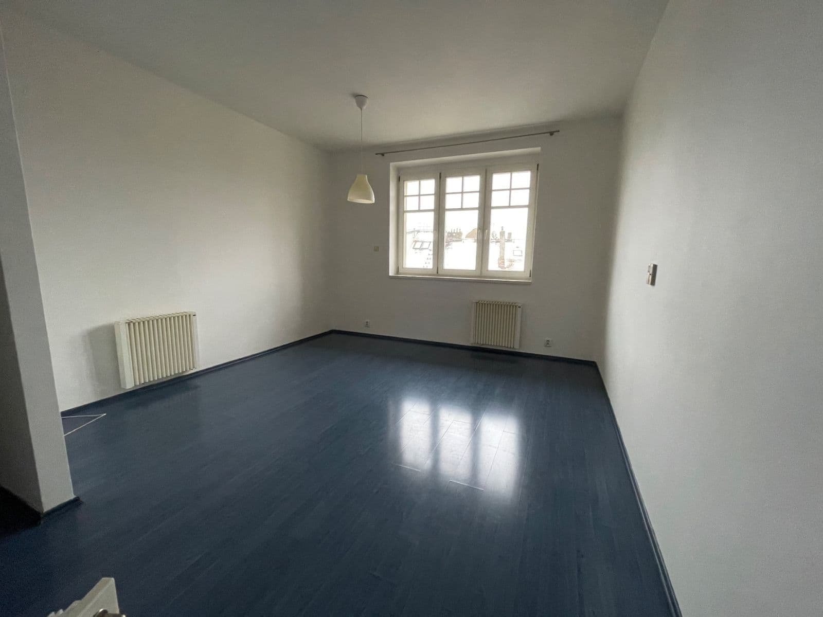 Prenájom bytu 1-izbový 29 m², Šmilovského, Praha, Praha Prenájom bytu 1-izbový 29 m², Šmilovského, Praha, Praha