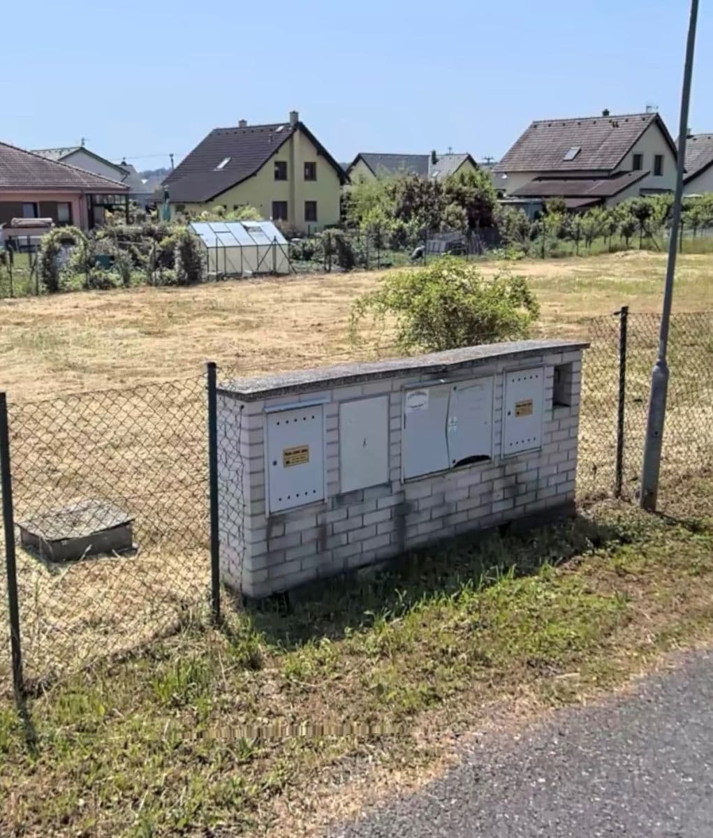 Predaj pozemku 689 m², Dubová, Jirny, Středočeský kraj Predaj pozemku 689 m², Dubová, Jirny, Středočeský kraj