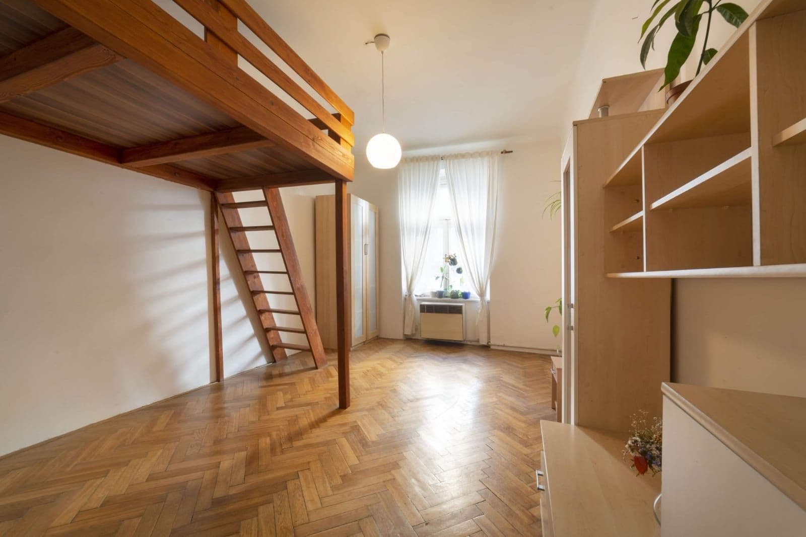 Prenájom bytu 1-izbový 27 m², Hartigova, Praha, Praha Prenájom bytu 1-izbový 27 m², Hartigova, Praha, Praha
