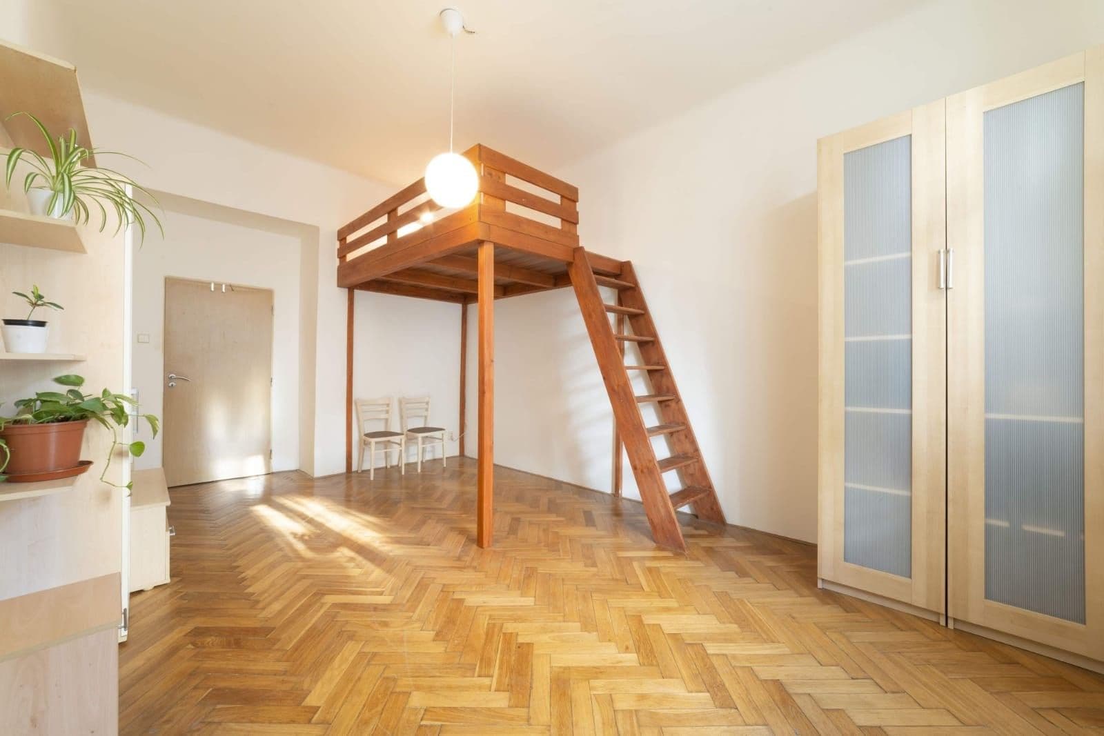 Prenájom bytu 1-izbový 27 m², Hartigova, Praha, Praha Prenájom bytu 1-izbový 27 m², Hartigova, Praha, Praha