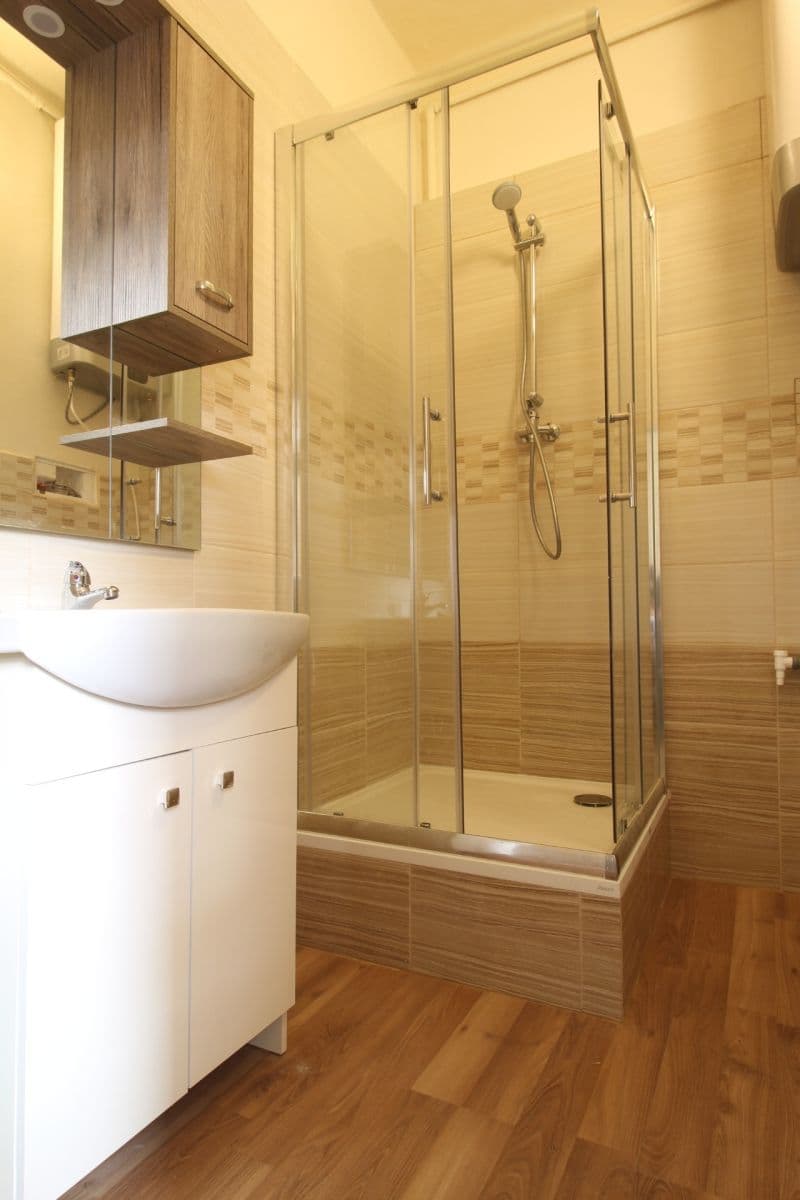 Prenájom bytu 1-izbový 42 m², Jana Masaryka, Praha, Praha Prenájom bytu 1-izbový 42 m², Jana Masaryka, Praha, Praha