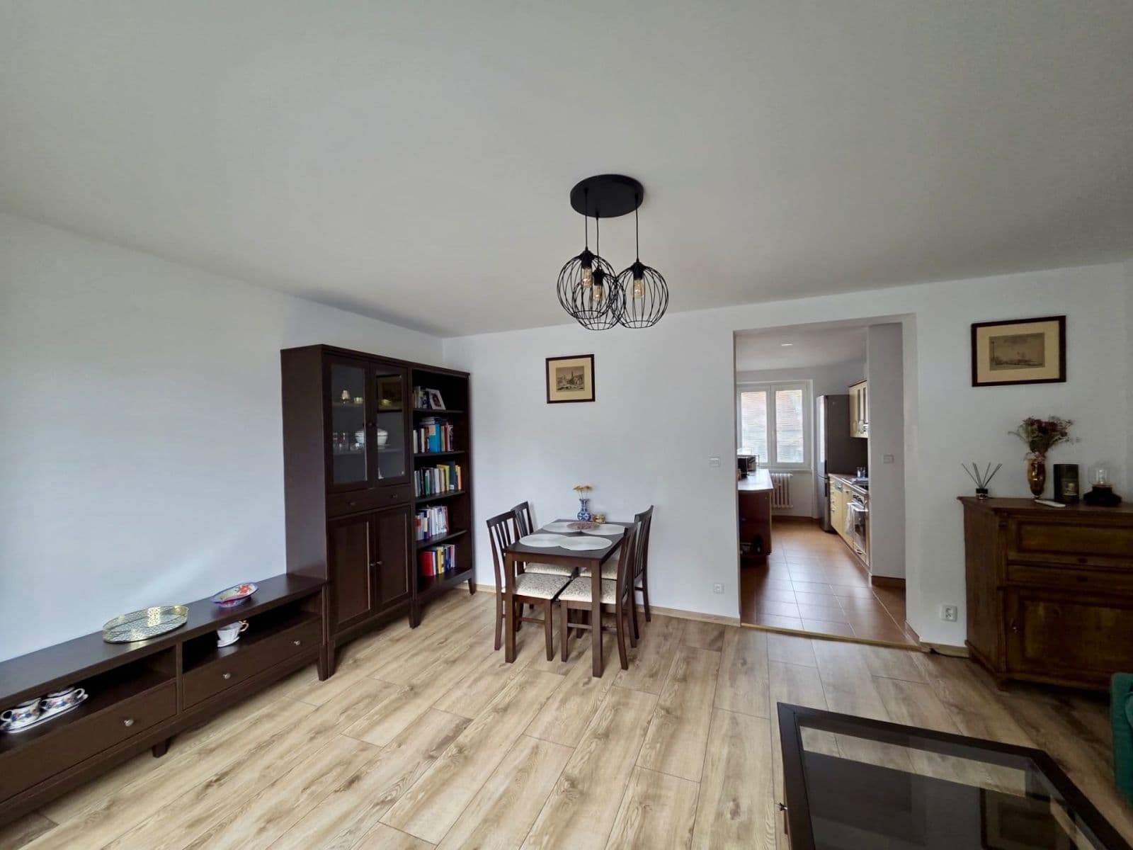 Prenájom bytu 3-izbový 63 m², Jungmannova, Český Brod, Středočeský kraj Prenájom bytu 3-izbový 63 m², Jungmannova, Český Brod, Středočeský kraj