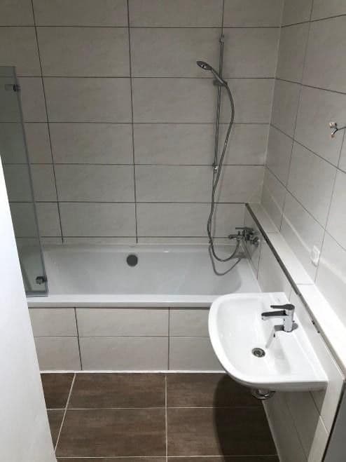 Prenájom bytu 3-izbový 89 m², Ernst Thälmann Str. 39, Heidenau, Sasko Prenájom bytu 3-izbový 89 m², Ernst Thälmann Str. 39, Heidenau, Sasko
