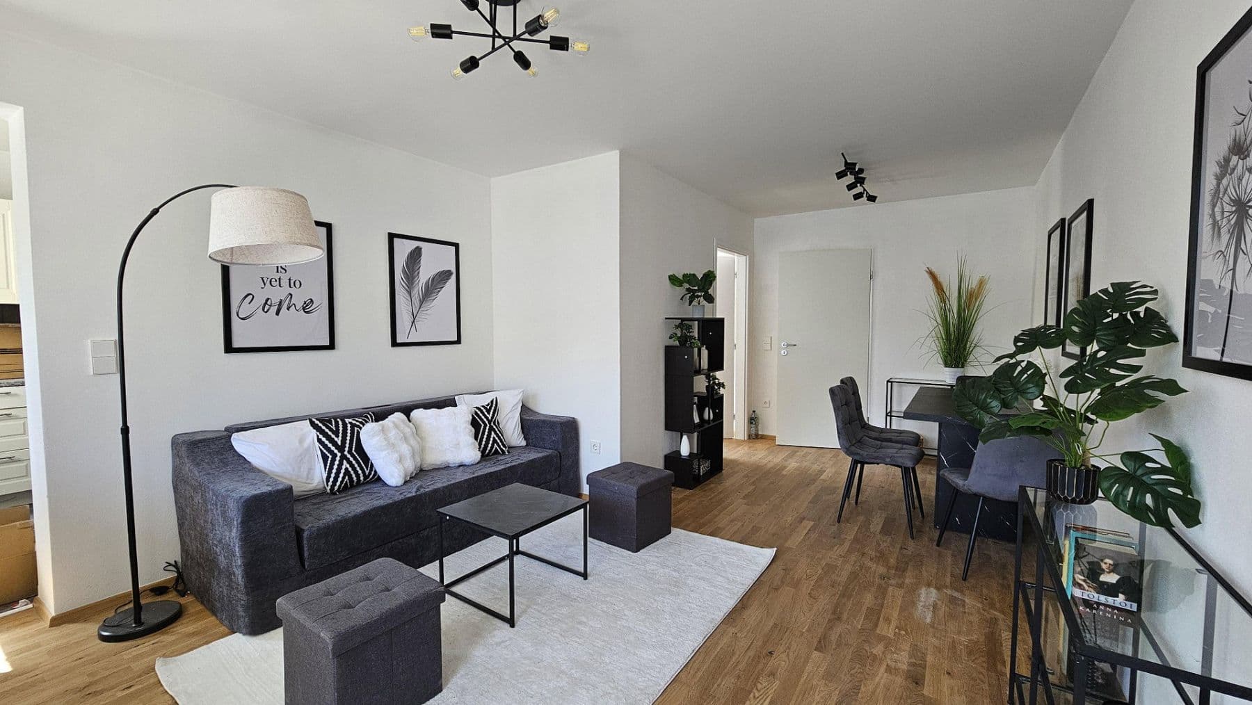Prenájom bytu 3-izbový 61 m², München, Bavorsko Prenájom bytu 3-izbový 61 m², München, Bavorsko