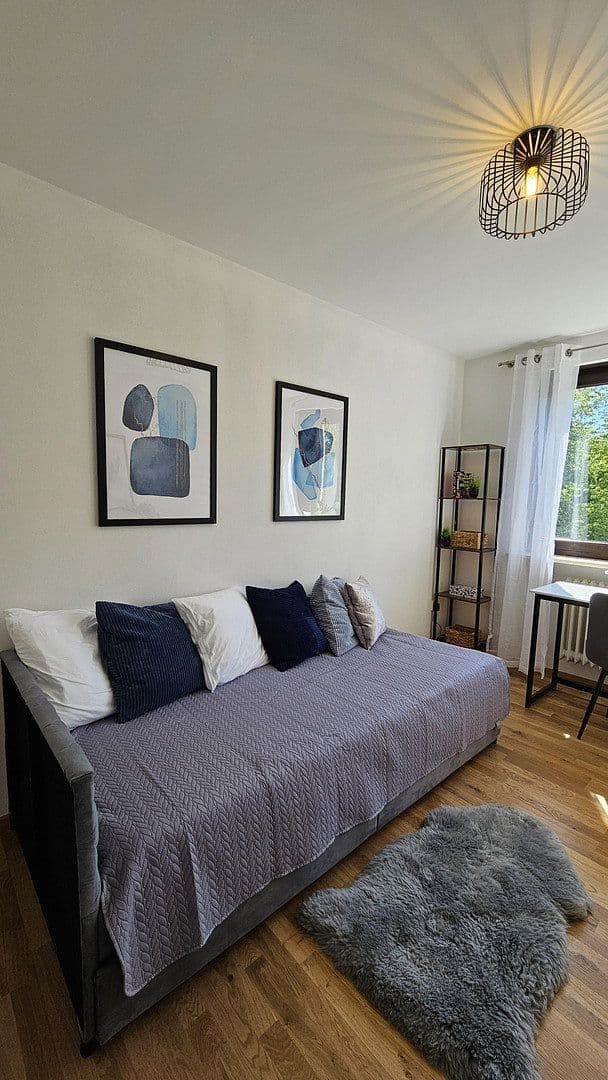 Prenájom bytu 3-izbový 61 m², München, Bavorsko Prenájom bytu 3-izbový 61 m², München, Bavorsko