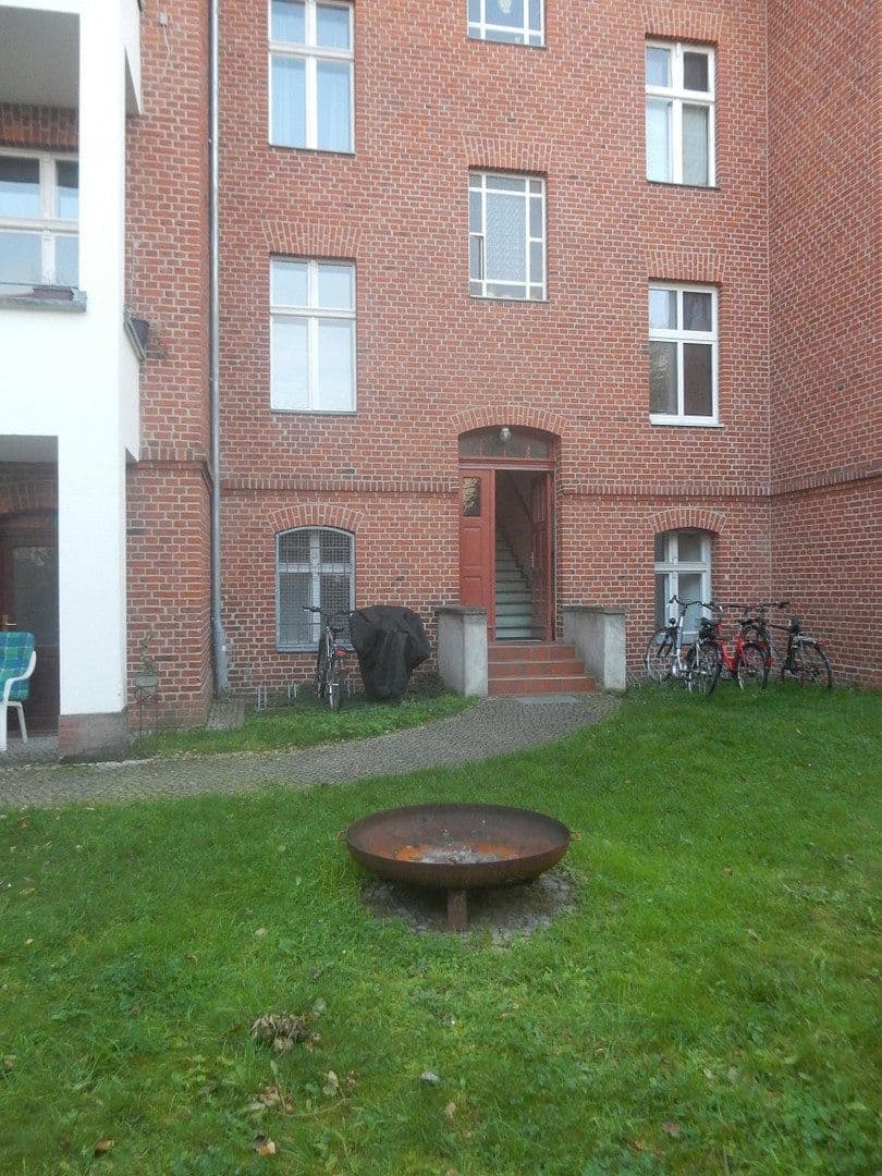 Prenájom bytu 2-izbový 59 m², Schenkestraße 3, Karlshorst, Berlín Prenájom bytu 2-izbový 59 m², Schenkestraße 3, Karlshorst, Berlín