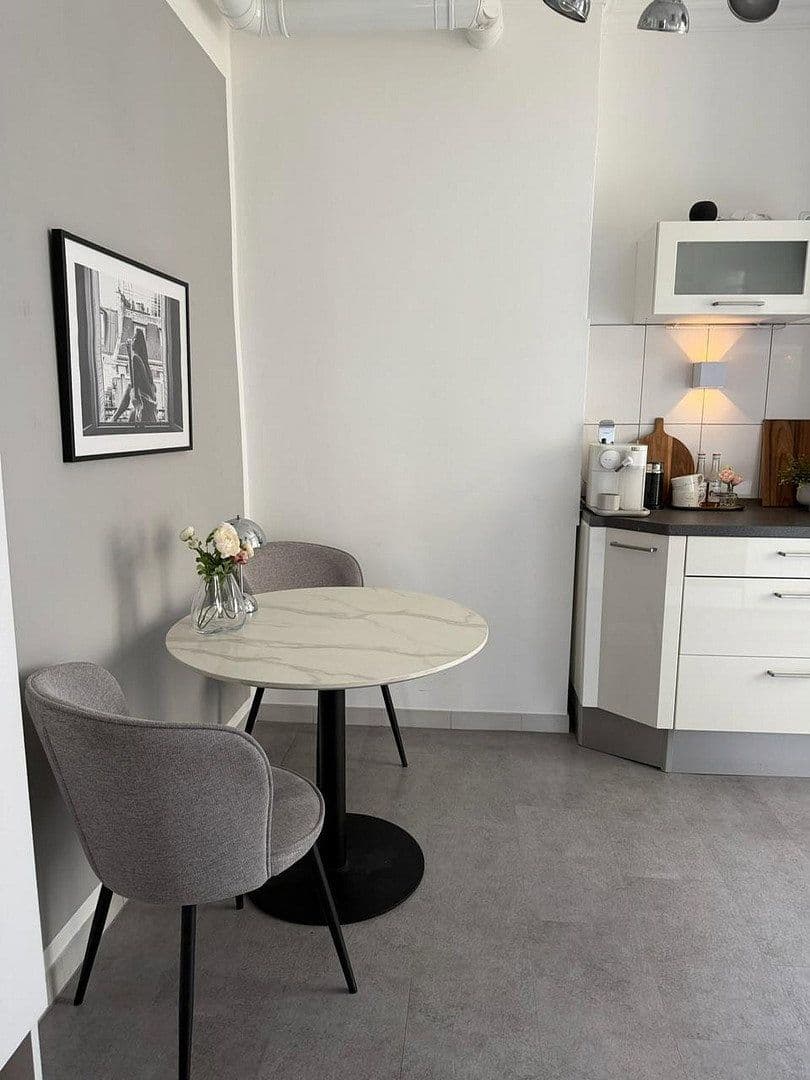 Predaj bytu 3-izbový 80 m², Lokstedter Weg 104, Hamburg, Hamburg Predaj bytu 3-izbový 80 m², Lokstedter Weg 104, Hamburg, Hamburg