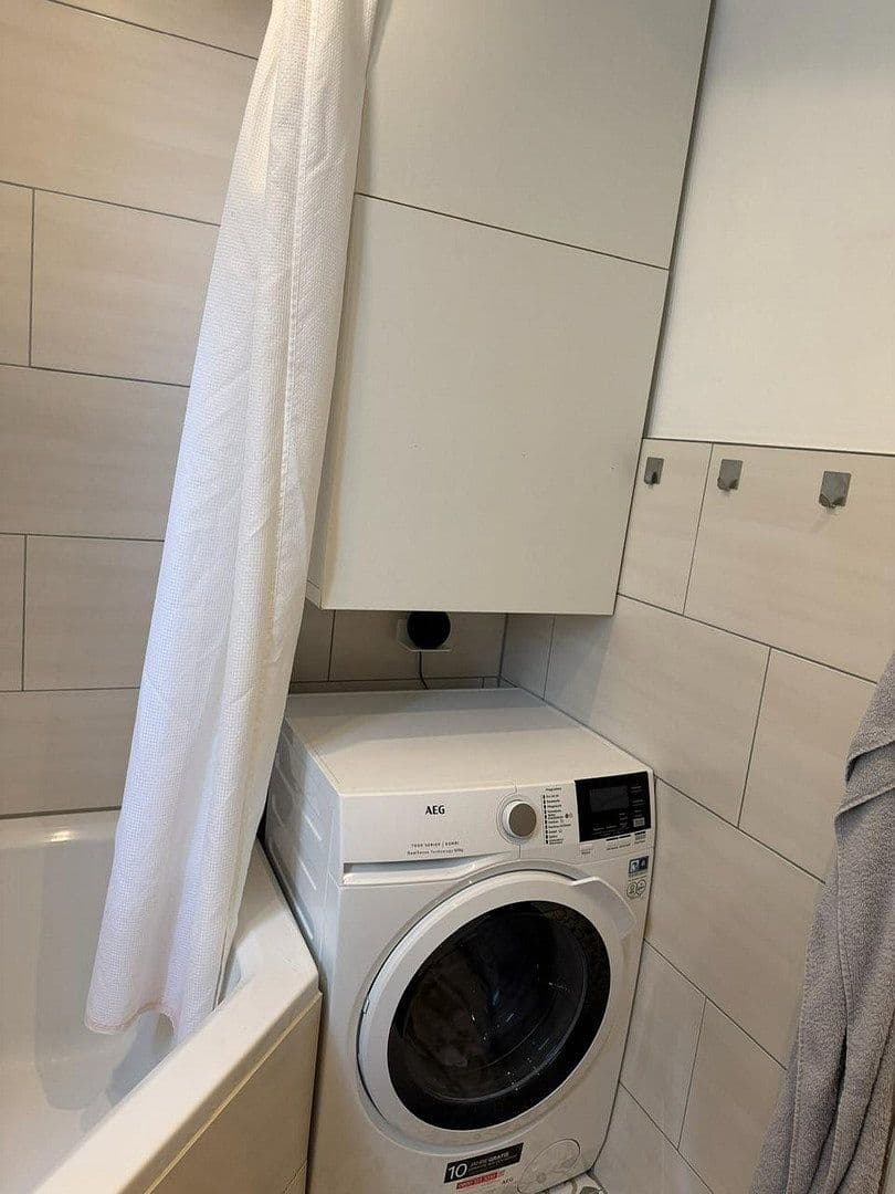 Predaj bytu 3-izbový 80 m², Lokstedter Weg 104, Hamburg, Hamburg Predaj bytu 3-izbový 80 m², Lokstedter Weg 104, Hamburg, Hamburg