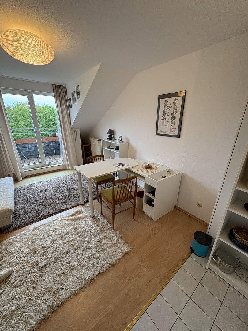 Prenájom bytu 1-izbový 26 m², Essen, Severné Porýnie - Westfálsko Prenájom bytu 1-izbový 26 m², Essen, Severné Porýnie - Westfálsko