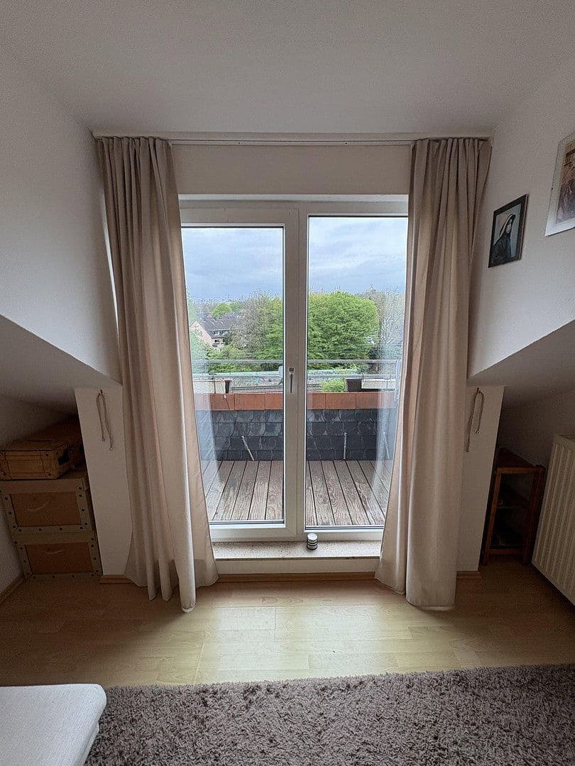 Prenájom bytu 1-izbový 26 m², Essen, Severné Porýnie - Westfálsko Prenájom bytu 1-izbový 26 m², Essen, Severné Porýnie - Westfálsko