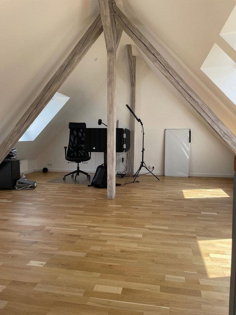 Prenájom kancelárie 115 m², Corneliusstraße 20, Mannheim, Bádensko-Wurttembersko Prenájom kancelárie 115 m², Corneliusstraße 20, Mannheim, Bádensko-Wurttembersko