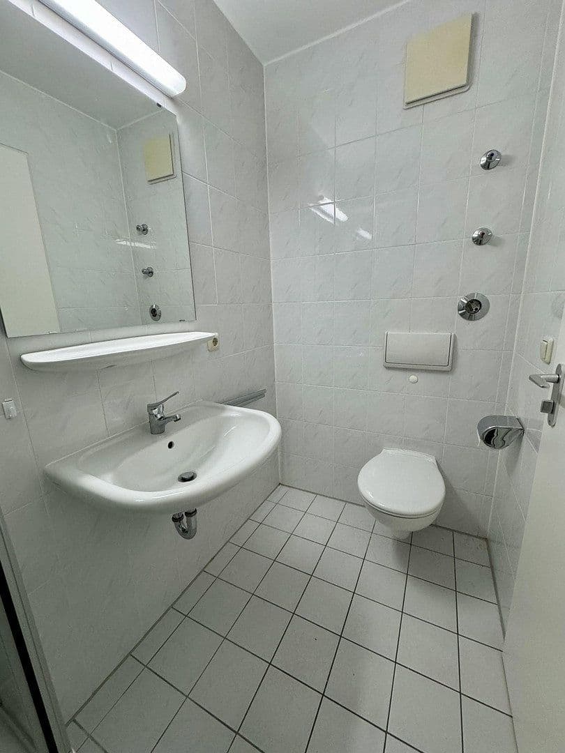 Predaj bytu 3-izbový 81 m², Karl-Richter-Str. 12, München, Bavorsko Predaj bytu 3-izbový 81 m², Karl-Richter-Str. 12, München, Bavorsko