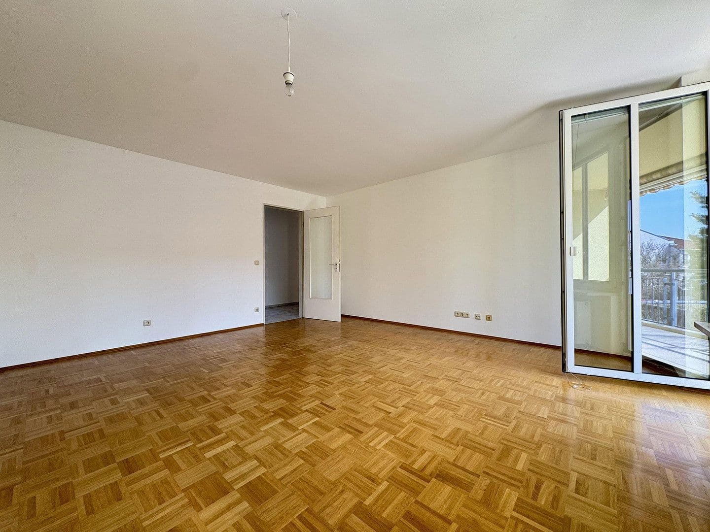 Predaj bytu 3-izbový 81 m², Karl-Richter-Str. 12, München, Bavorsko Predaj bytu 3-izbový 81 m², Karl-Richter-Str. 12, München, Bavorsko