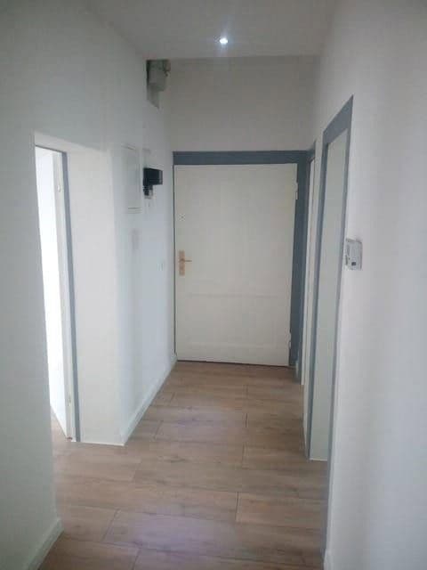 Prenájom bytu 3-izbový 70 m², Hanau, Hesensko Prenájom bytu 3-izbový 70 m², Hanau, Hesensko