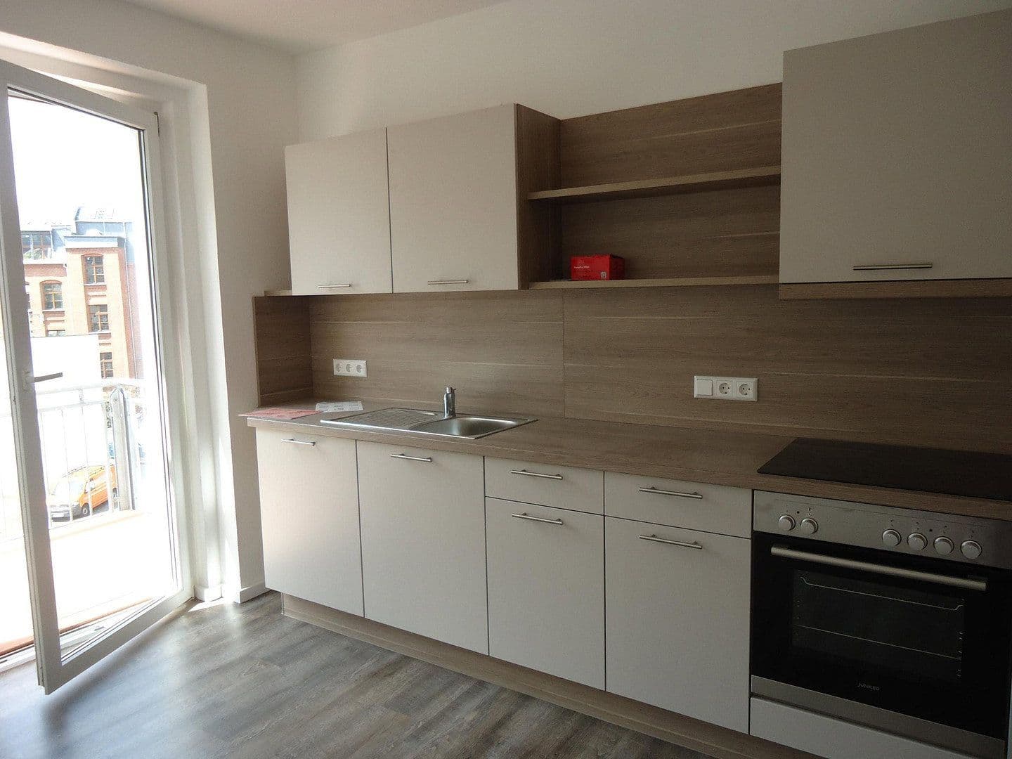 Prenájom bytu 2-izbový 86 m², Äußere Plauensche Str. 5, Zwickau, Sasko Prenájom bytu 2-izbový 86 m², Äußere Plauensche Str. 5, Zwickau, Sasko