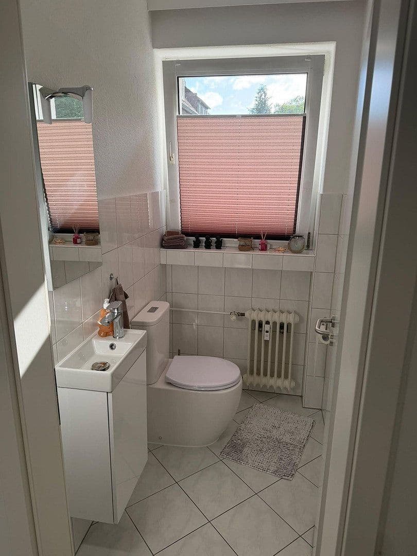 Prenájom bytu 3-izbový 78 m², Stettiner Str. 2, Horn-Bad Meinberg, Severné Porýnie - Westfálsko Prenájom bytu 3-izbový 78 m², Stettiner Str. 2, Horn-Bad Meinberg, Severné Porýnie - Westfálsko