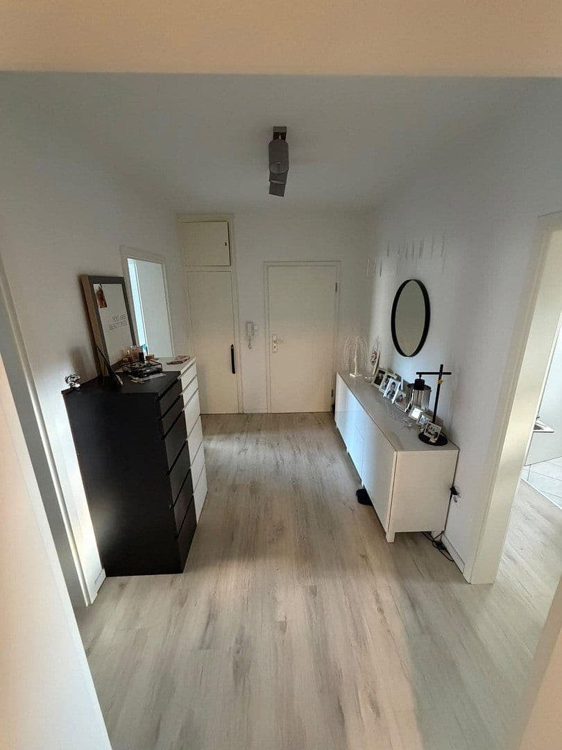 Prenájom bytu 3-izbový 78 m², Stettiner Str. 2, Horn-Bad Meinberg, Severné Porýnie - Westfálsko Prenájom bytu 3-izbový 78 m², Stettiner Str. 2, Horn-Bad Meinberg, Severné Porýnie - Westfálsko