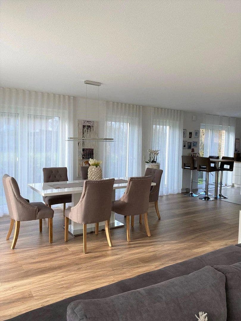 Prenájom domu 127 m², pozemok 466 m², Emstek, Dolné Sasko Prenájom domu 127 m², pozemok 466 m², Emstek, Dolné Sasko