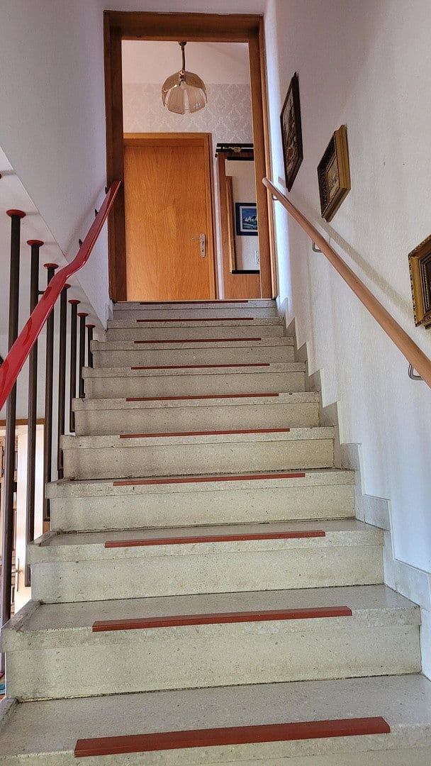 Predaj domu 143 m², pozemok 881 m², Aschaffenburg, Bavorsko Predaj domu 143 m², pozemok 881 m², Aschaffenburg, Bavorsko