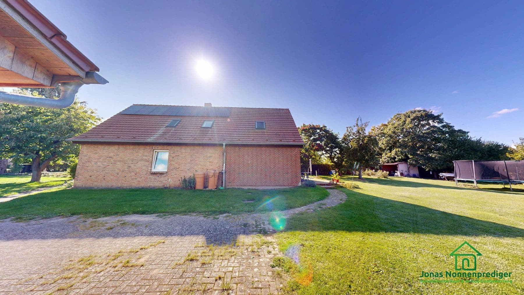 Predaj domu 185 m², pozemok 8.658 m², Bahnhofsweg 8, Alt Sührkow, Meklenbursko-Predpomoransko Predaj domu 185 m², pozemok 8.658 m², Bahnhofsweg 8, Alt Sührkow, Meklenbursko-Predpomoransko