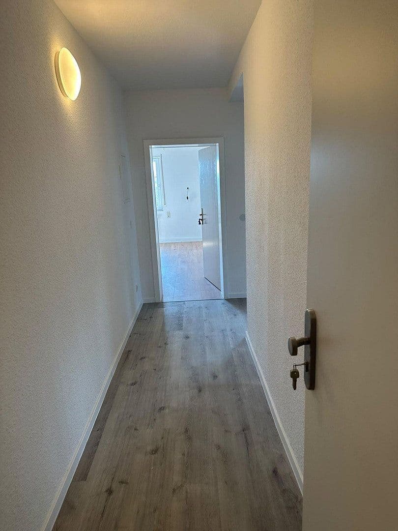 Prenájom bytu 2-izbový 73 m², Naheweinstrasse 66, Laubenheim, Porýnie-Falcko Prenájom bytu 2-izbový 73 m², Naheweinstrasse 66, Laubenheim, Porýnie-Falcko