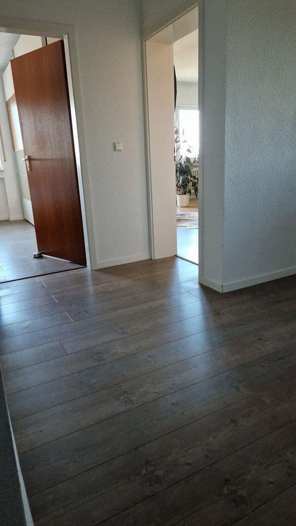 Prenájom bytu 2-izbový 71 m², Berlinallee 13, Hockenheim, Bádensko-Wurttembersko Prenájom bytu 2-izbový 71 m², Berlinallee 13, Hockenheim, Bádensko-Wurttembersko