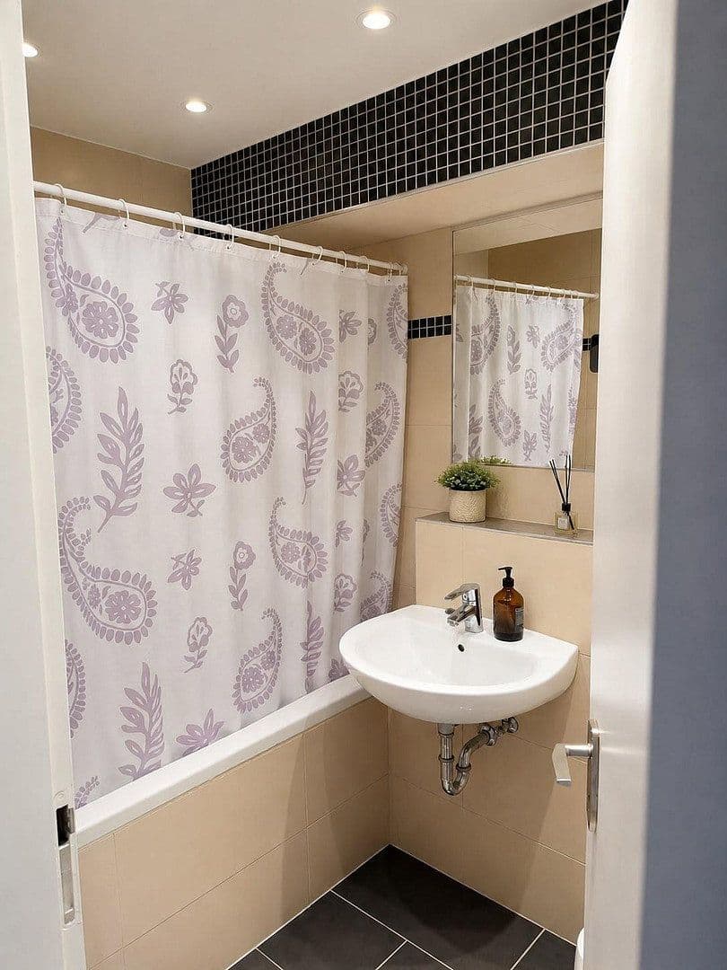 Predaj bytu 3-izbový 93 m², An der Rheinbahn 17, Meerbusch, Severné Porýnie - Westfálsko Predaj bytu 3-izbový 93 m², An der Rheinbahn 17, Meerbusch, Severné Porýnie - Westfálsko