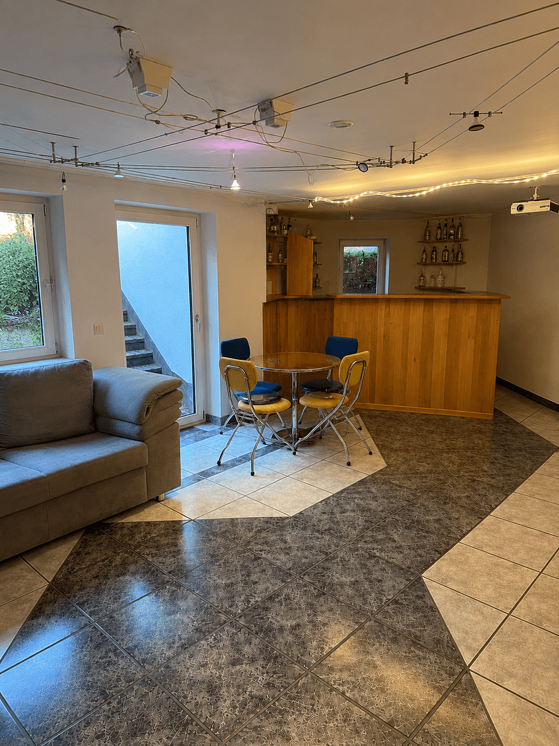 Prenájom domu 140 m², pozemok 507 m², Haan, Severné Porýnie - Westfálsko Prenájom domu 140 m², pozemok 507 m², Haan, Severné Porýnie - Westfálsko