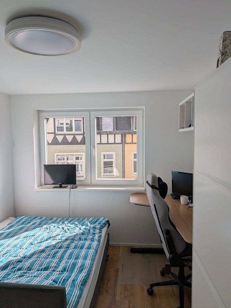 Prenájom bytu 5-izbový 94 m², Bonn, Severné Porýnie - Westfálsko Prenájom bytu 5-izbový 94 m², Bonn, Severné Porýnie - Westfálsko
