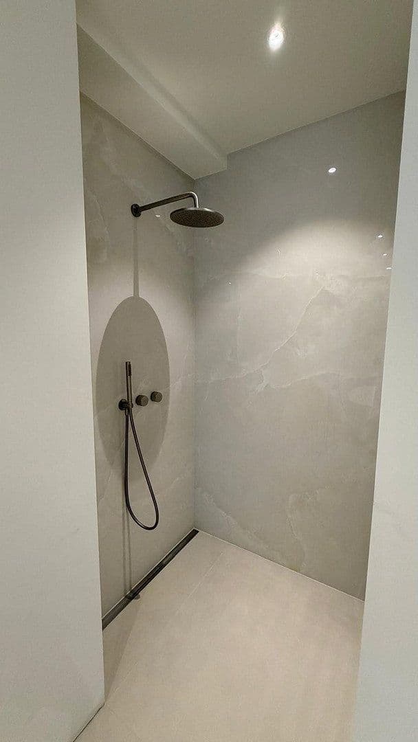 Predaj domu 346 m², pozemok 680 m², Pulheim, Severné Porýnie - Westfálsko Predaj domu 346 m², pozemok 680 m², Pulheim, Severné Porýnie - Westfálsko