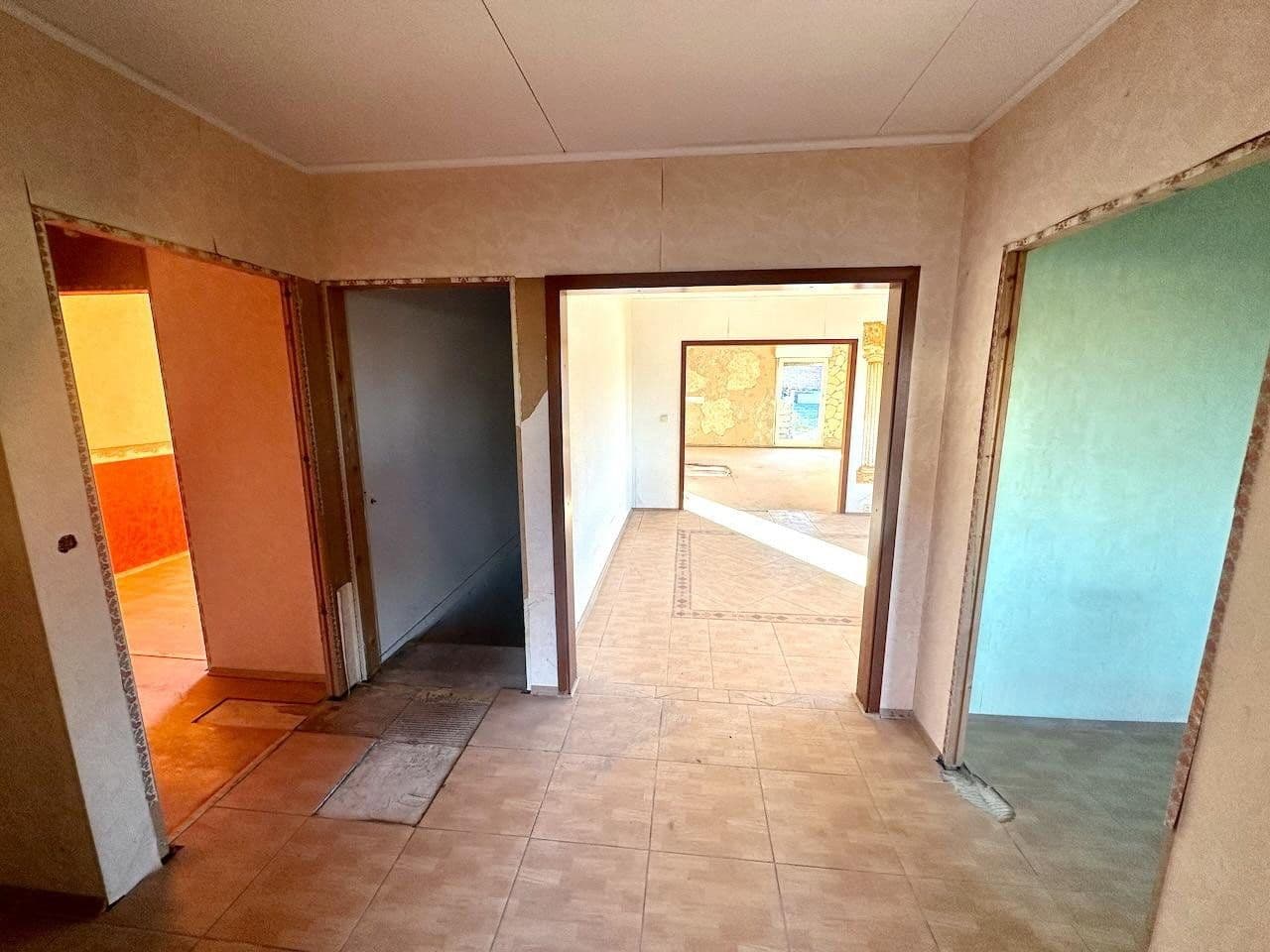 Predaj domu 149 m², pozemok 747 m², Rathausstraße 48a, Giesen, Dolné Sasko Predaj domu 149 m², pozemok 747 m², Rathausstraße 48a, Giesen, Dolné Sasko