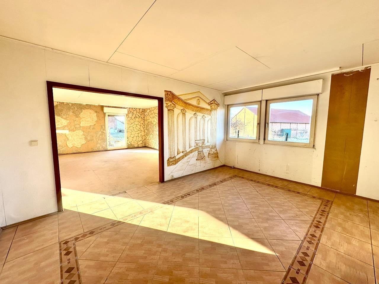 Predaj domu 149 m², pozemok 747 m², Rathausstraße 48a, Giesen, Dolné Sasko Predaj domu 149 m², pozemok 747 m², Rathausstraße 48a, Giesen, Dolné Sasko