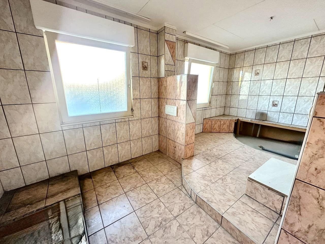 Predaj domu 149 m², pozemok 747 m², Rathausstraße 48a, Giesen, Dolné Sasko Predaj domu 149 m², pozemok 747 m², Rathausstraße 48a, Giesen, Dolné Sasko