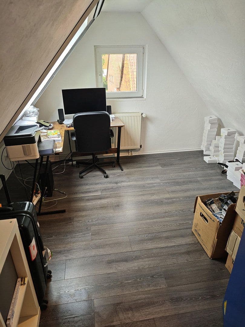 Predaj domu 130 m², pozemok 255 m², Rinteln, Dolné Sasko Predaj domu 130 m², pozemok 255 m², Rinteln, Dolné Sasko